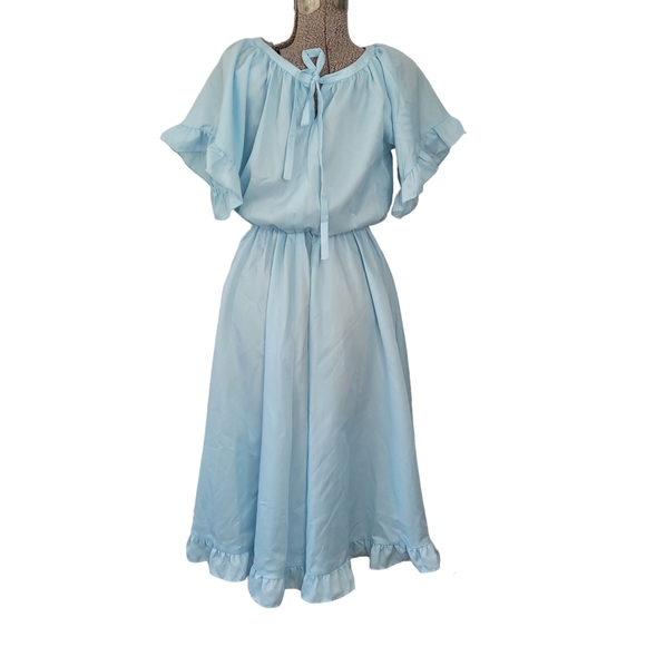 Light Blue Women’s Ruffled Midi Dress - Picture 4 of 11